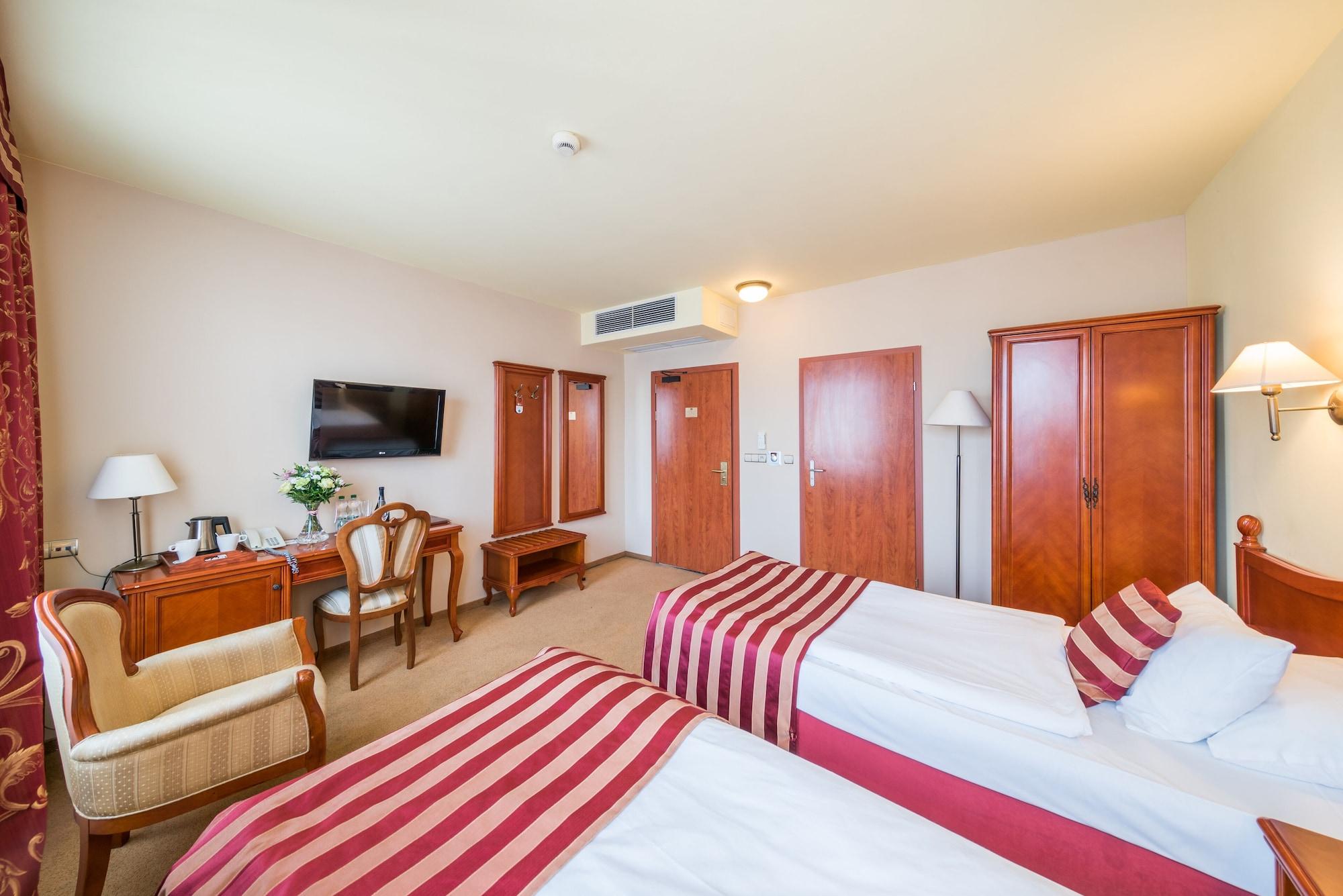 Hotel Europejski Wroclaw Centrum Екстериор снимка