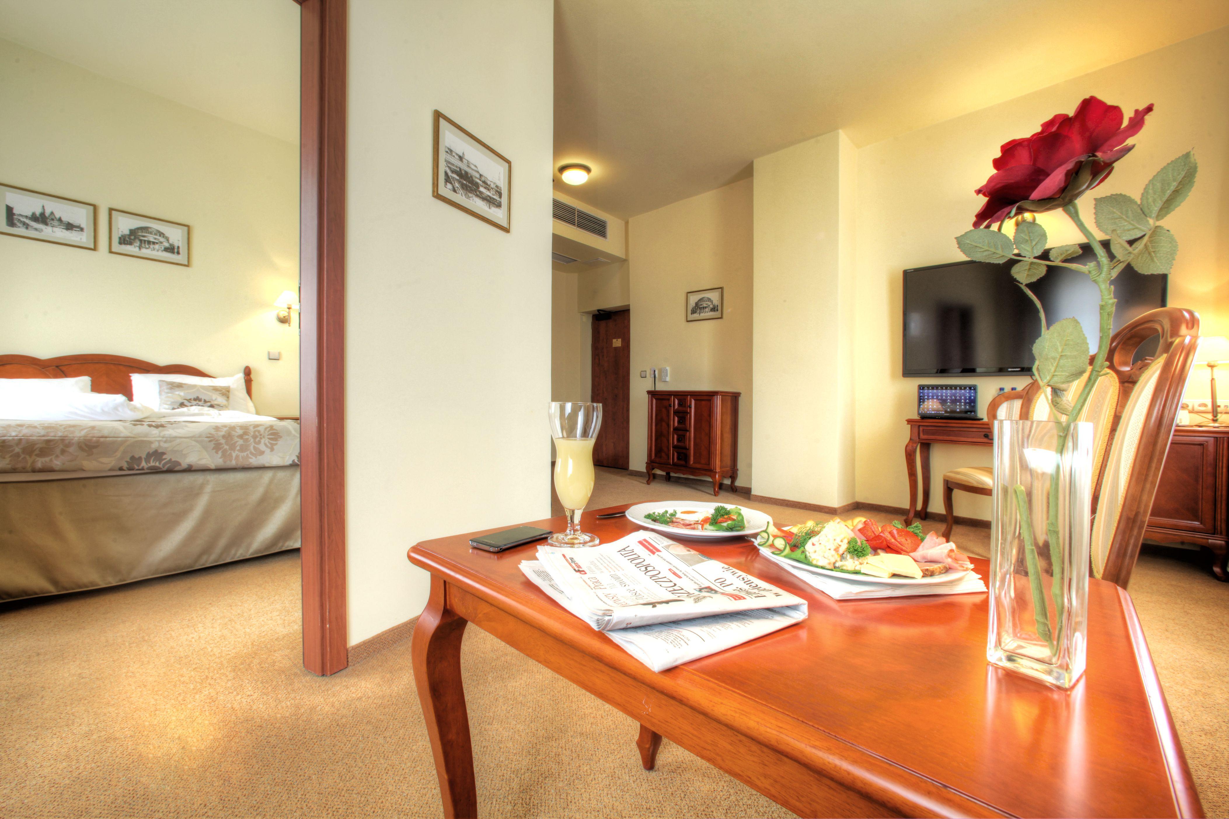 Hotel Europejski Wroclaw Centrum Екстериор снимка