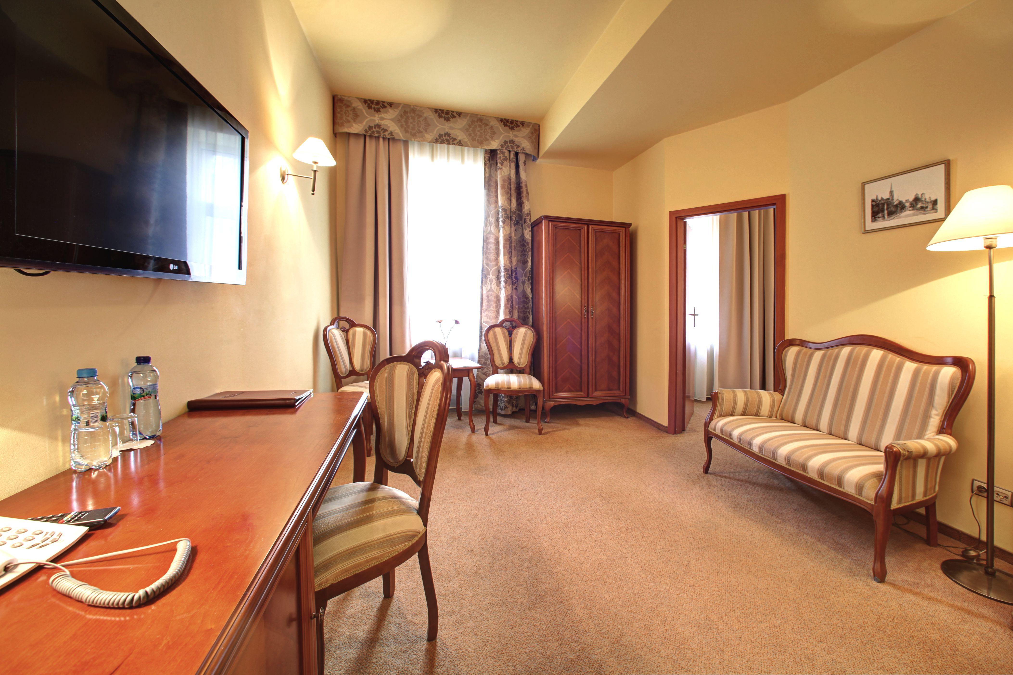 Hotel Europejski Wroclaw Centrum Екстериор снимка
